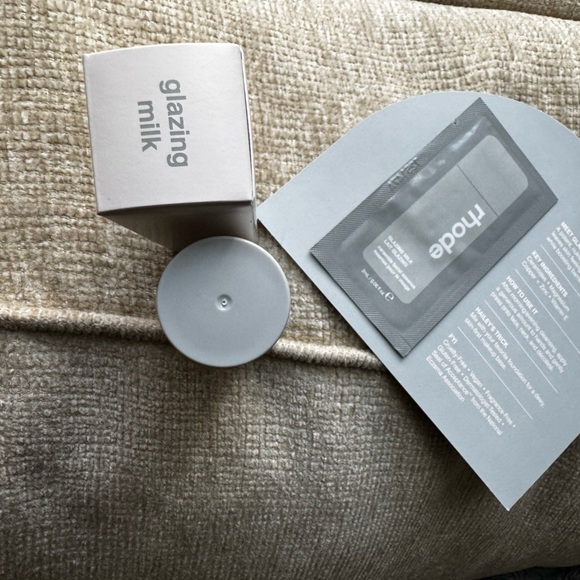 Rhode Samples - Picture 5 of 6